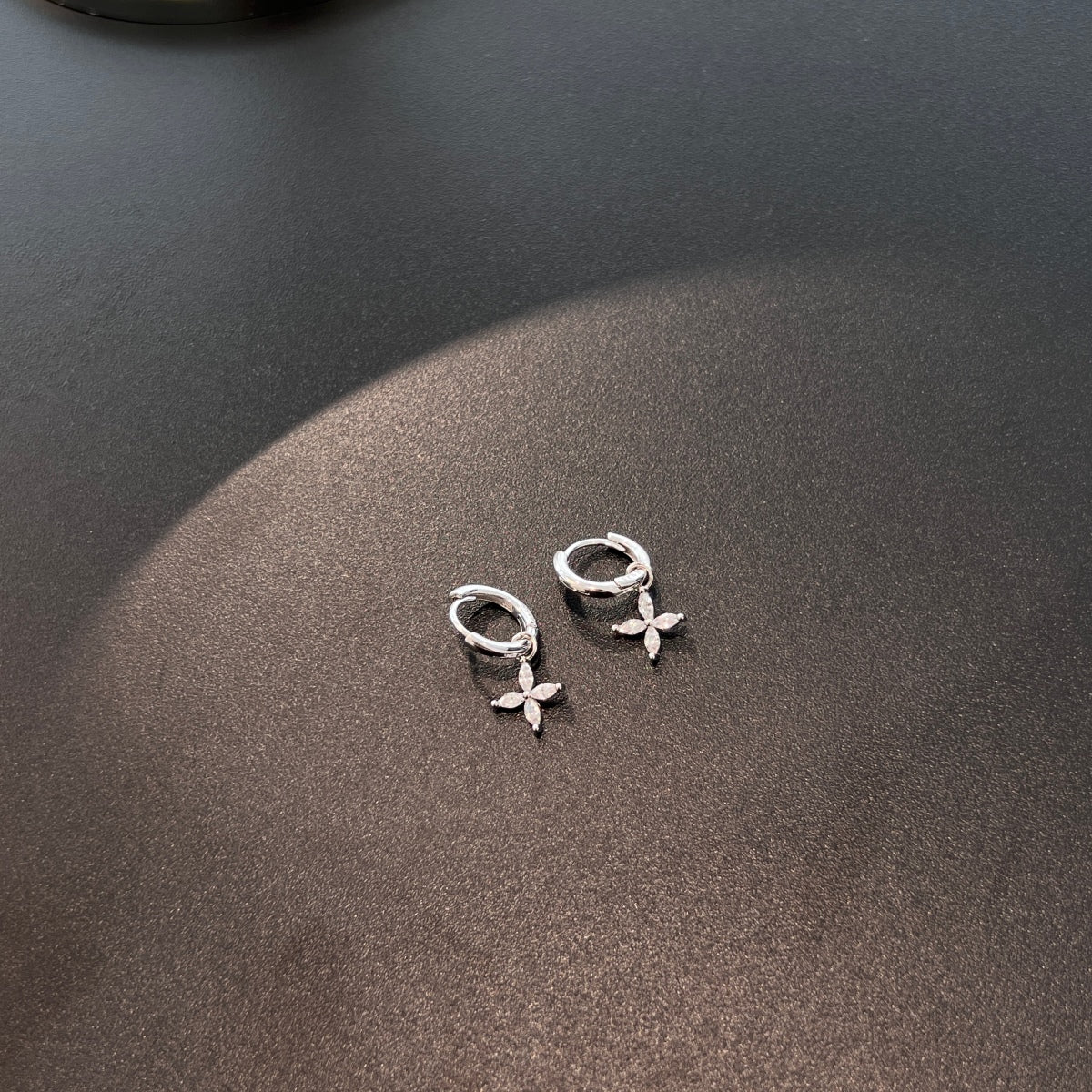 SILVER FLORAL CROSS HOOPS - BRILLI GOLDINI