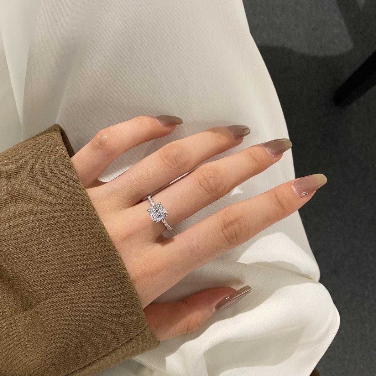 SILVER 2CT ASSCHER CUT RING - BRILLI GOLDINI