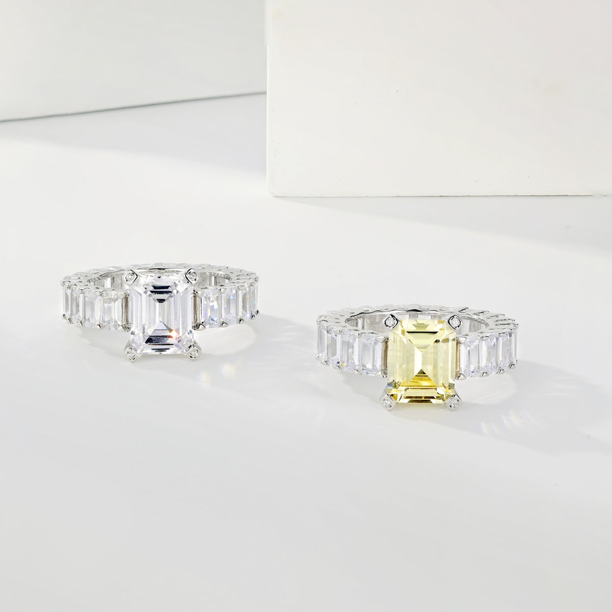 SILVER 4CT EMERALD CUT RING - BRILLI GOLDINI