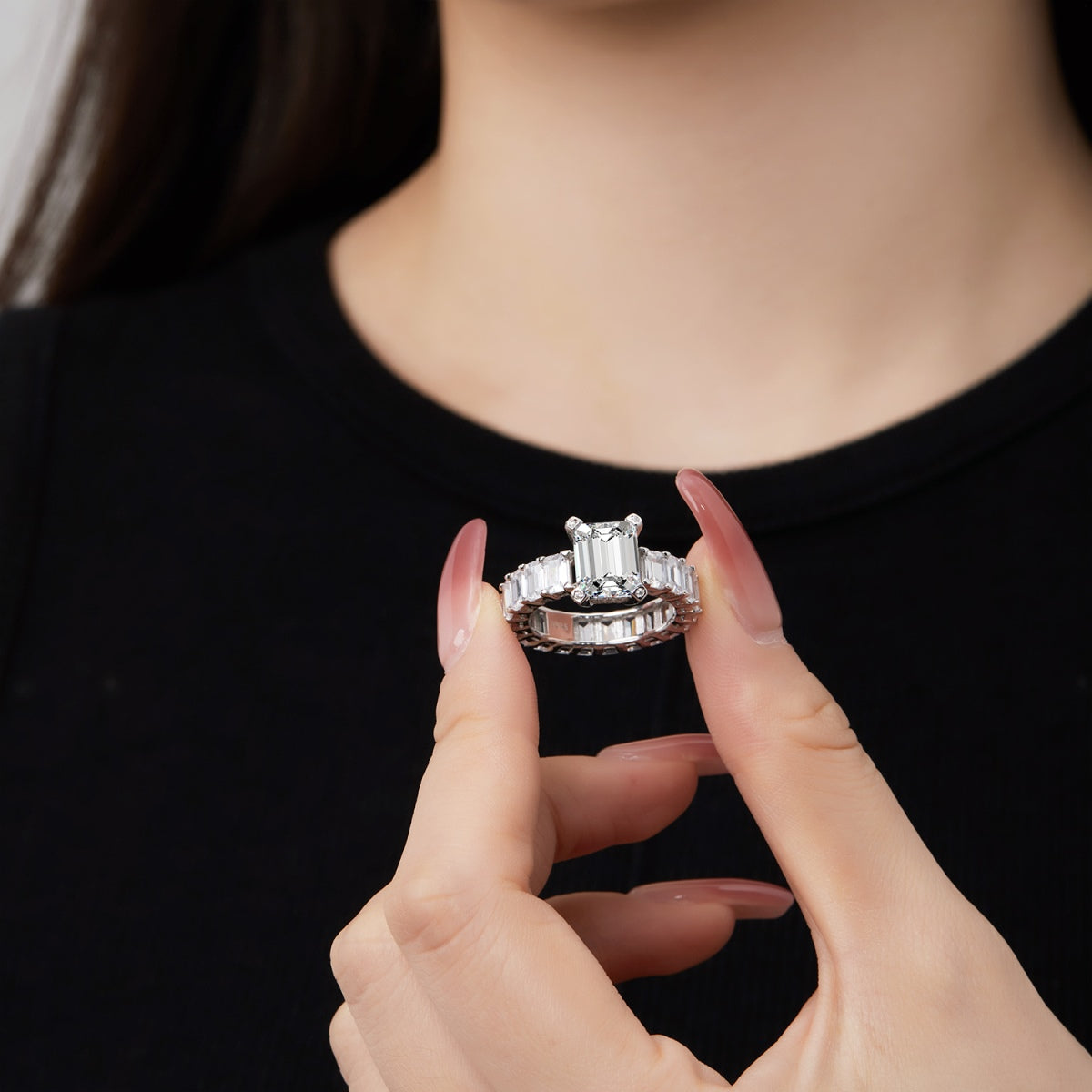 SILVER 4CT EMERALD CUT RING - BRILLI GOLDINI